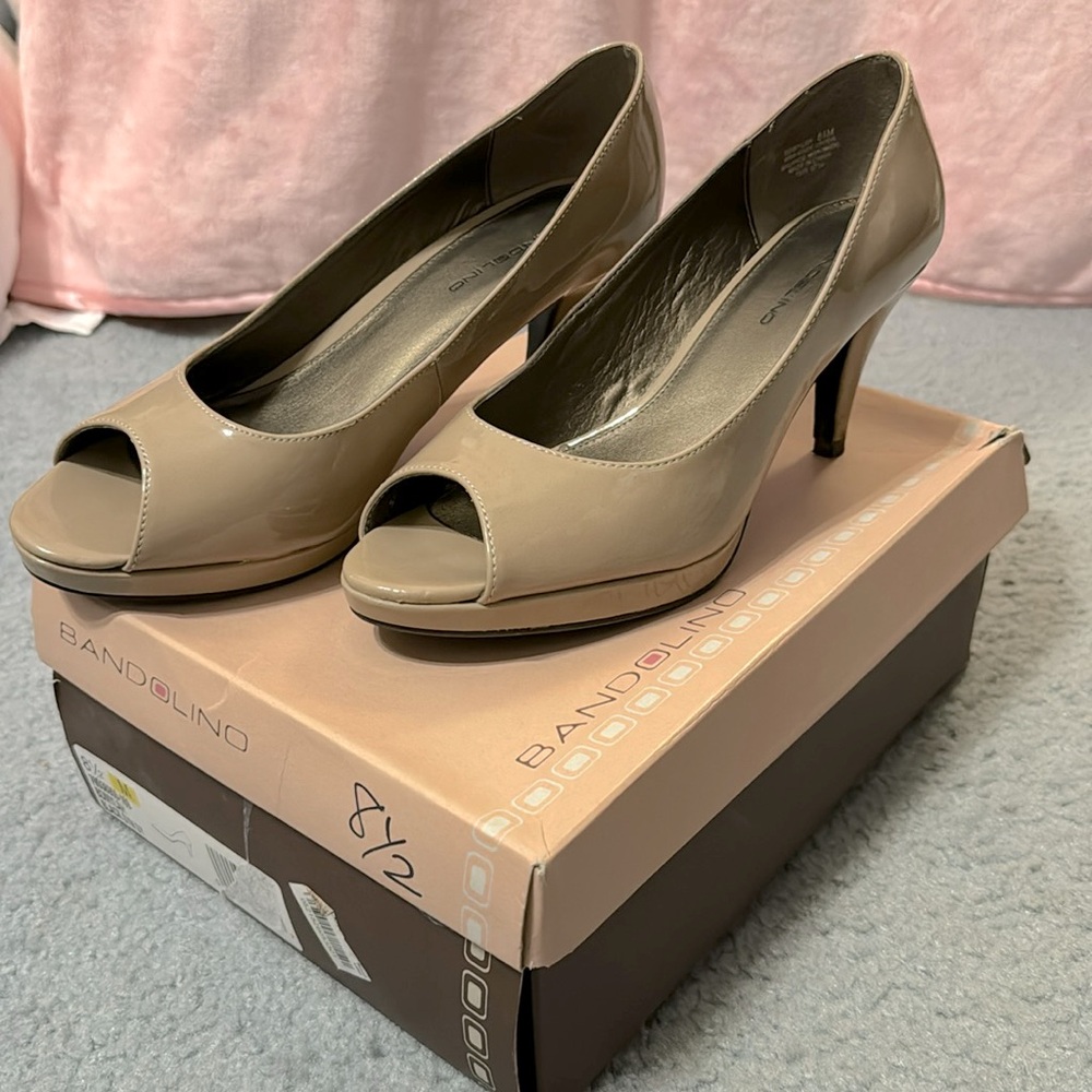 Bandolino Open Toe Heels